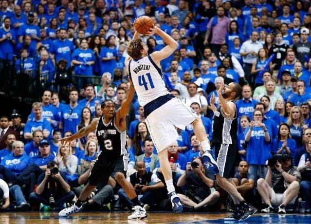 们在全场比 们在全场比